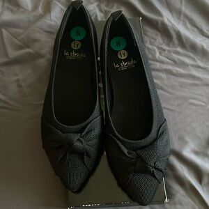 La Strada black flats